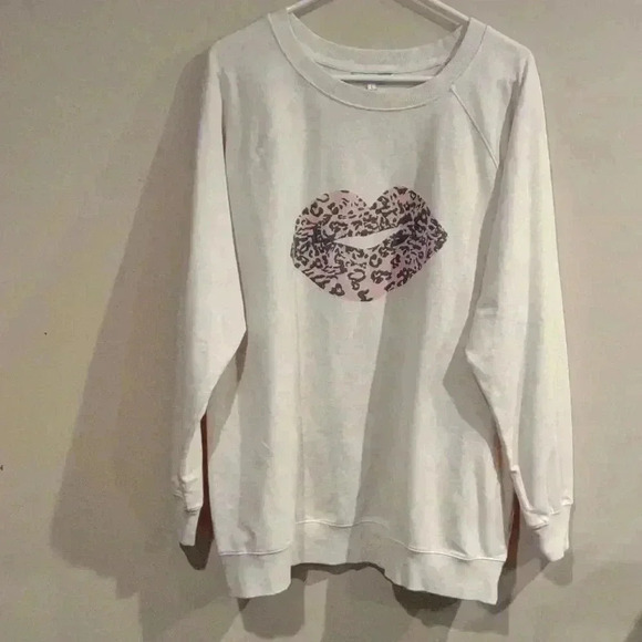 Women's Wildfox crewneck sweatshirt size large - Picture 1 of 4